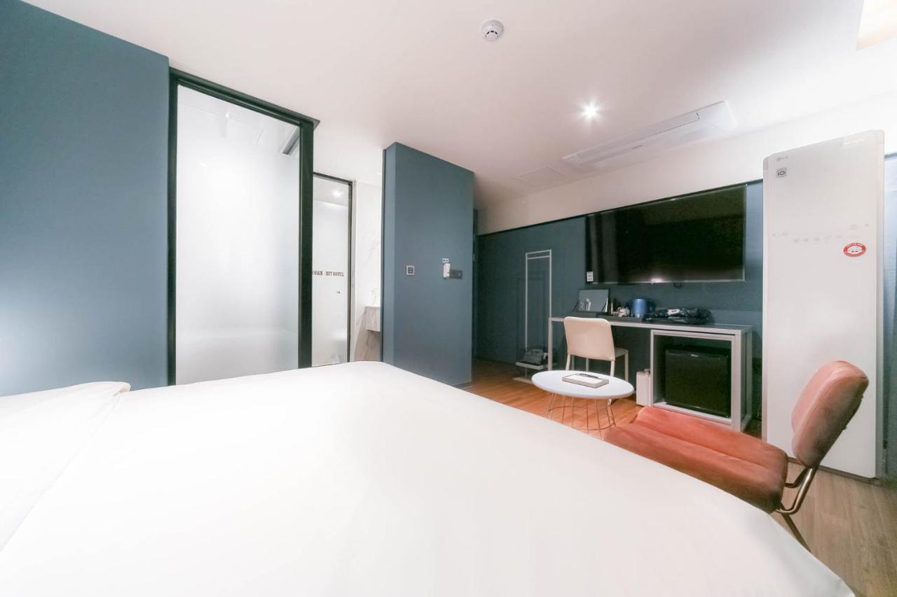 Pohang Brown Dot Hotel Luaran gambar