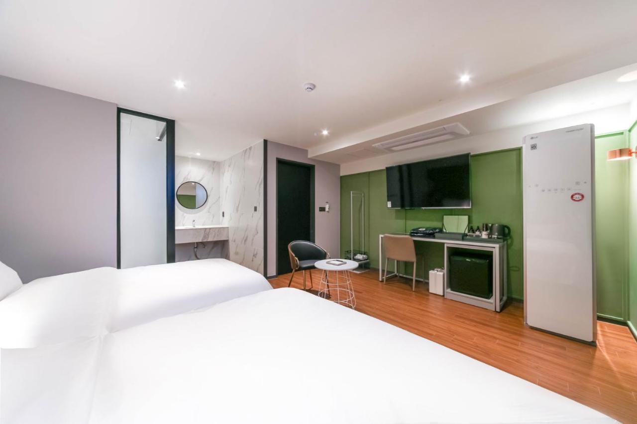 Pohang Brown Dot Hotel Luaran gambar