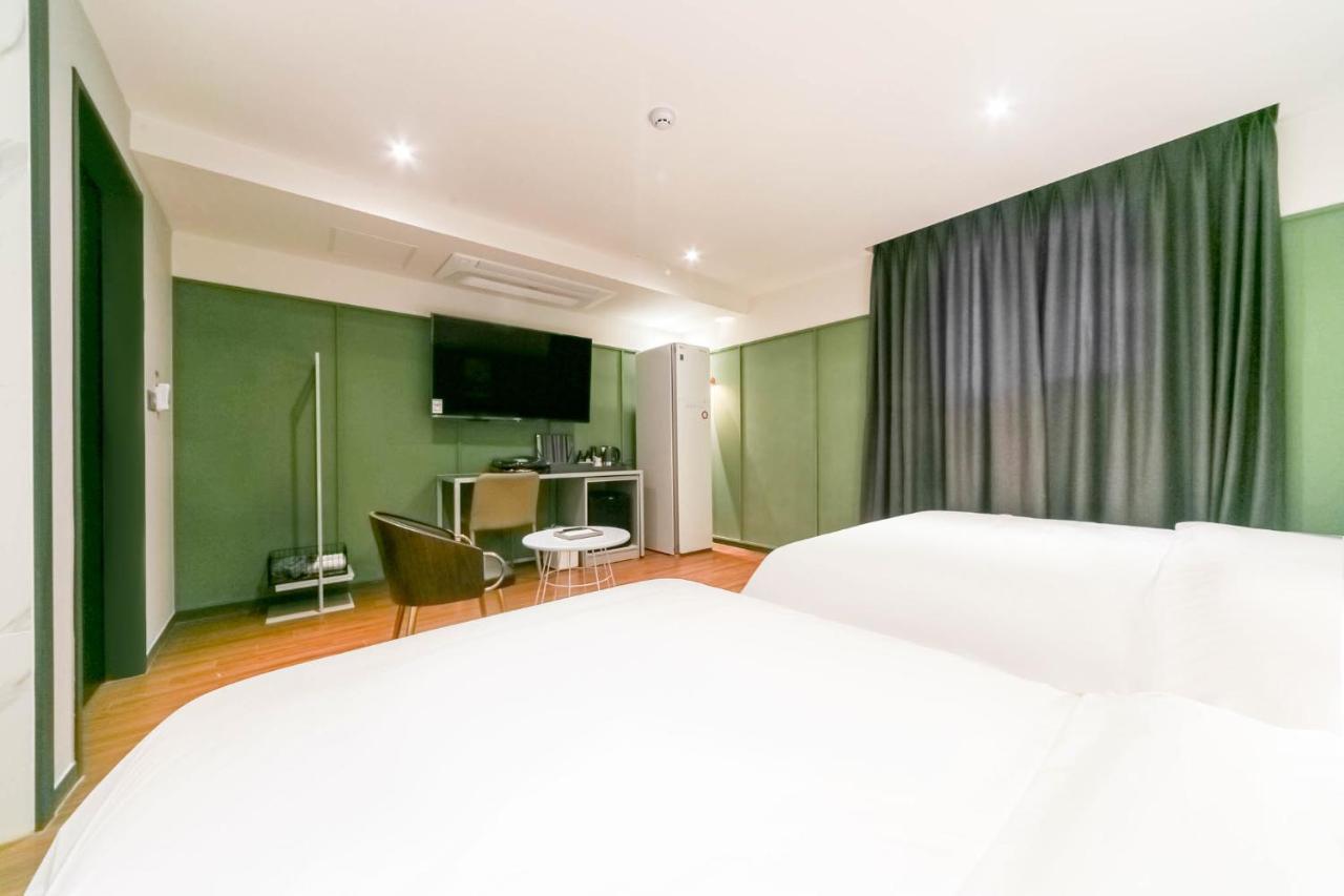 Pohang Brown Dot Hotel Luaran gambar